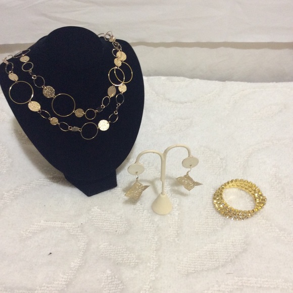 Issa Fashion Jewelry Bundle /Buy two get one free - Picture 2 of 5